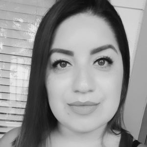 Meet your Posher, Cristal